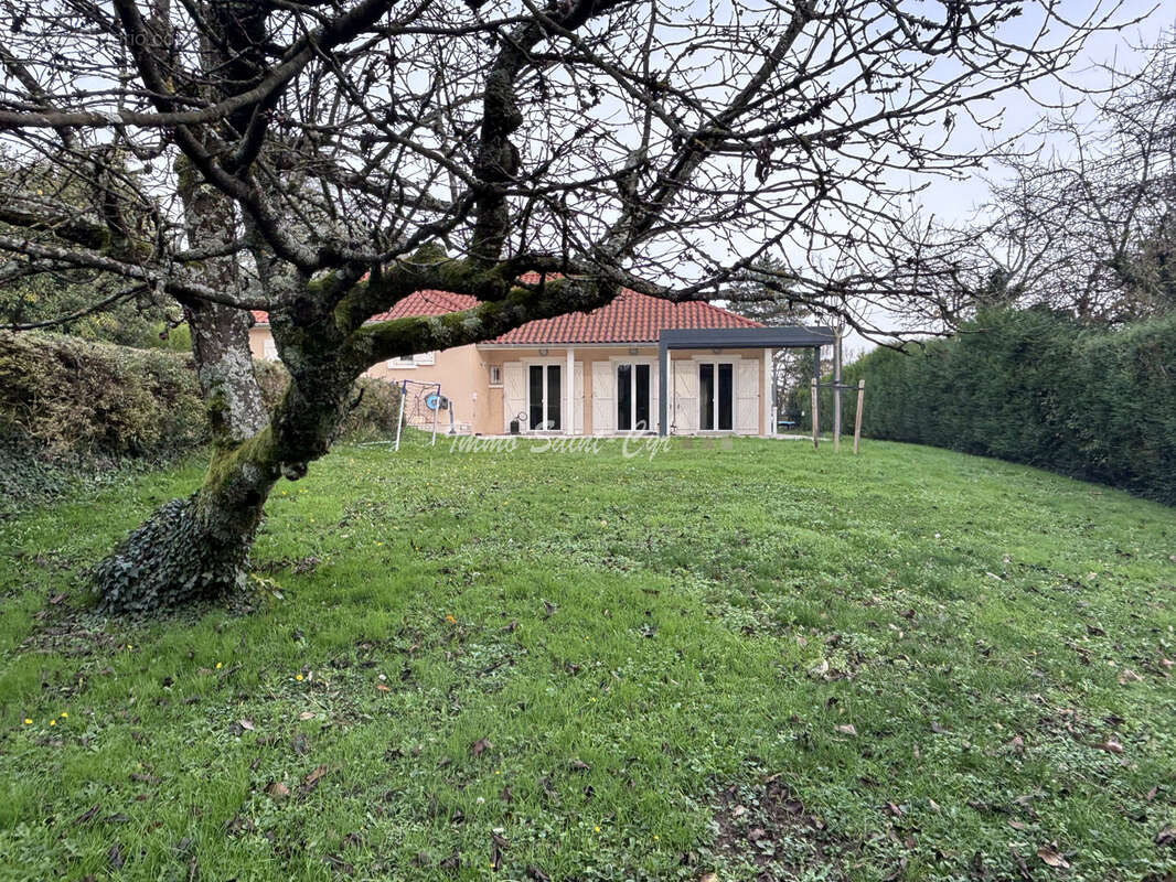 Maison à SAINT-CYR-AU-MONT-D'OR