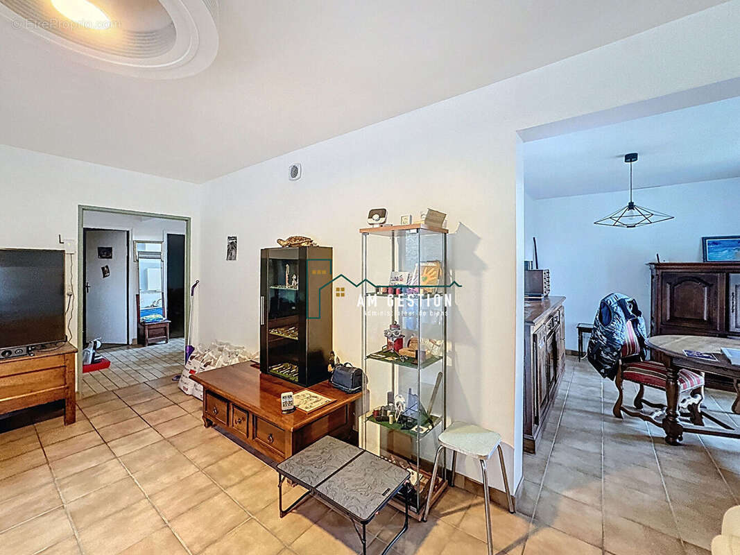 Maison Saint Denis Des Murs 4 pièce(s) 100 m2 avec étang - photo 7