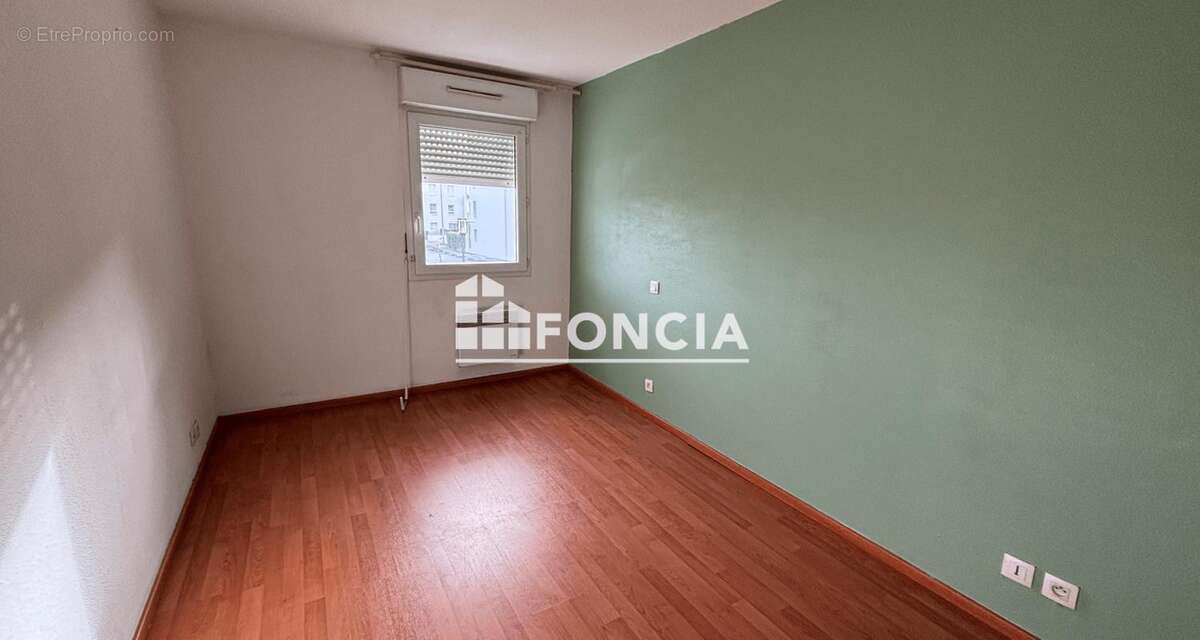Appartement à SENE