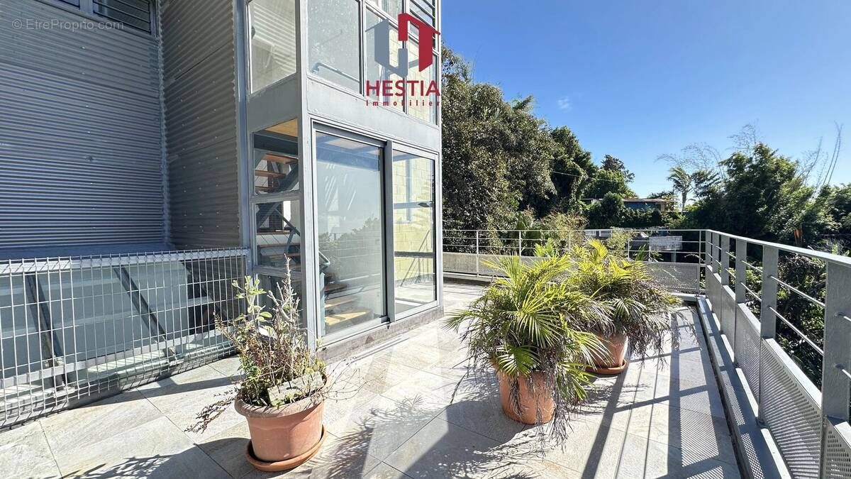 Appartement à SAINT-DENIS
