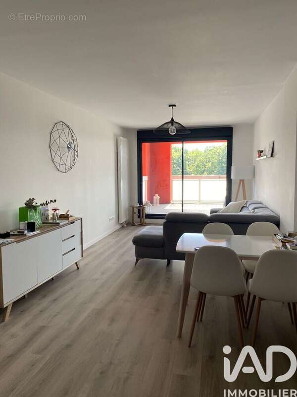Photo 5 - Appartement à FLEURY-LES-AUBRAIS