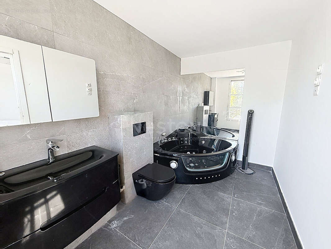 Maison individuelle avec piscine - photo 7