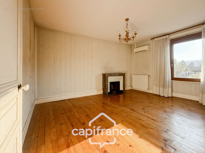 Maison à SAINT-RAMBERT-D'ALBON