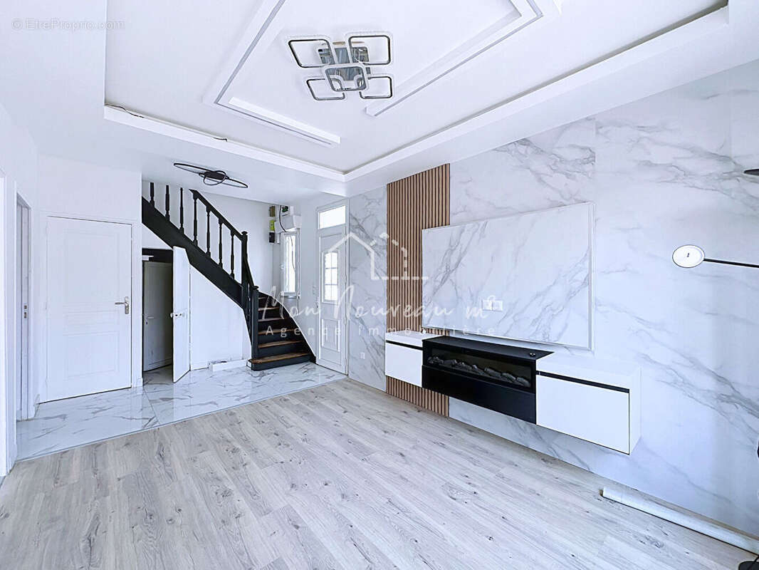 Maison entierement renovee (rer 7 min) - photo 3