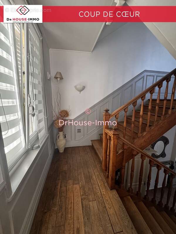 Maison 200 m² à Menneville  - photo 13