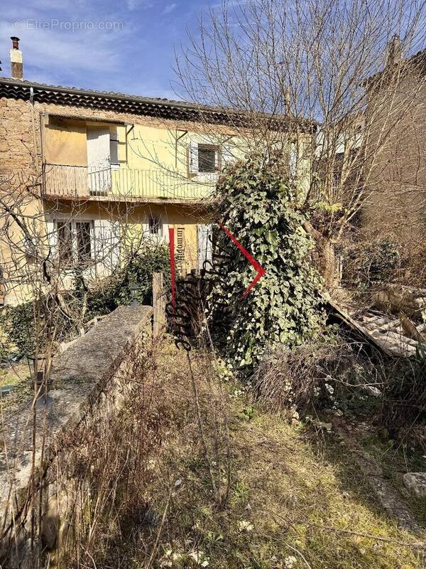 Maison à MOLIERES-SUR-CEZE