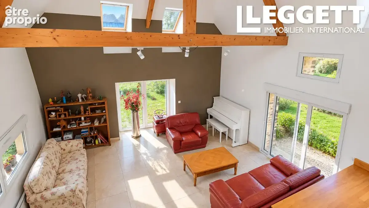 Leggett vous offre cette Superbe grange en pierre rénovée de 3 chambres avec grange de 85 m² près de Saint-Lô - photo 2