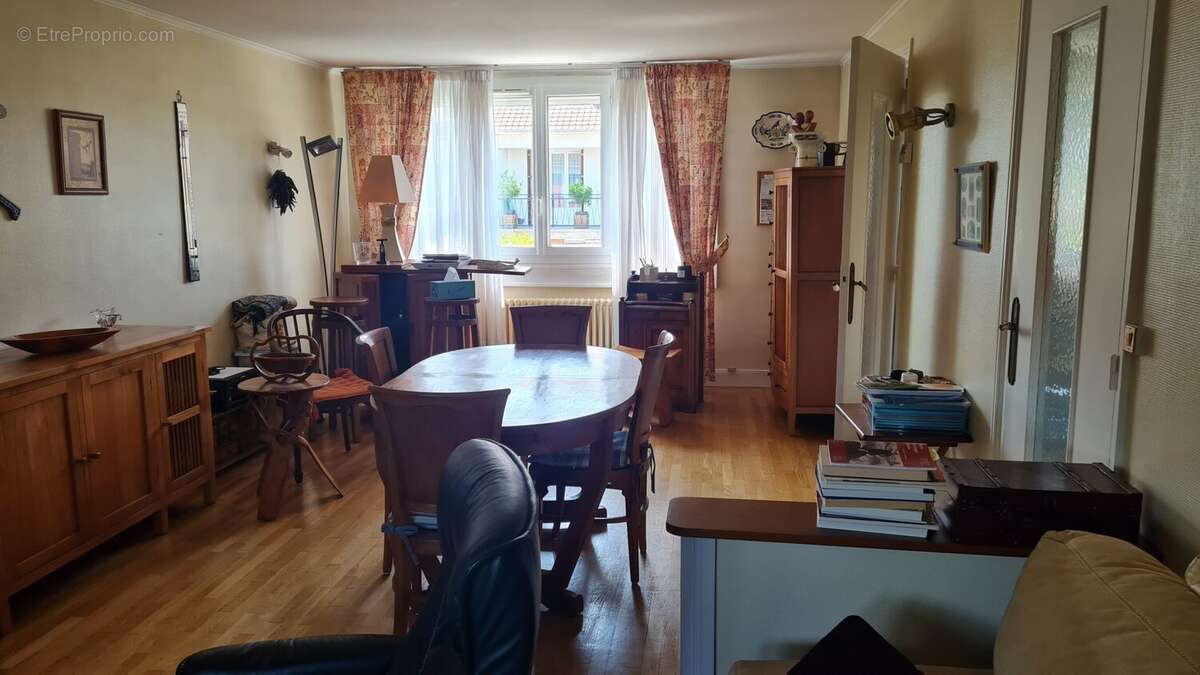 Maison à GOUSSAINVILLE