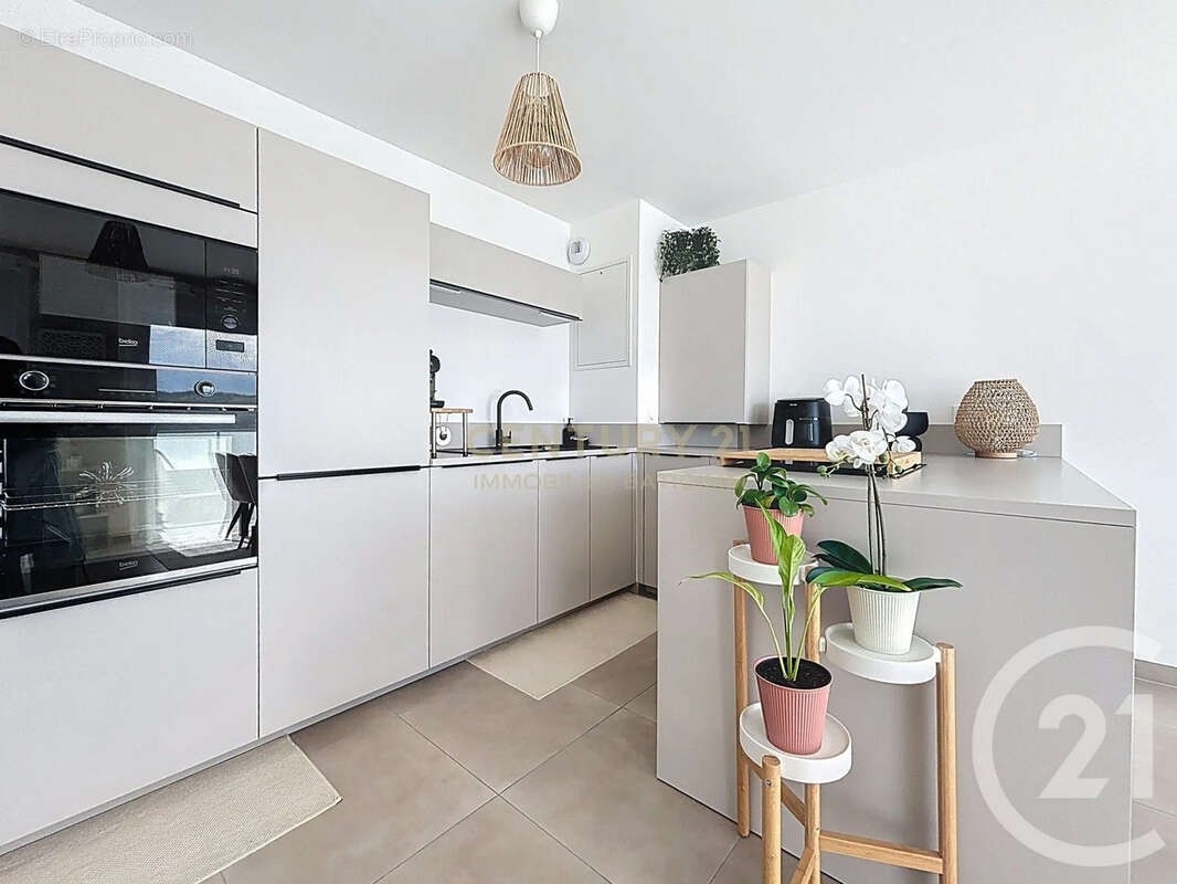 Appartement à L'ISLE-D'ABEAU