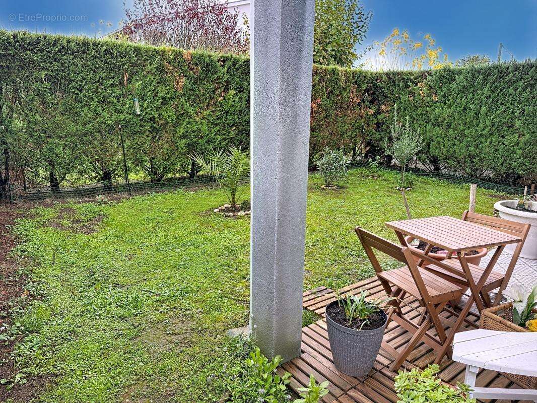 Appartement à COUTRAS