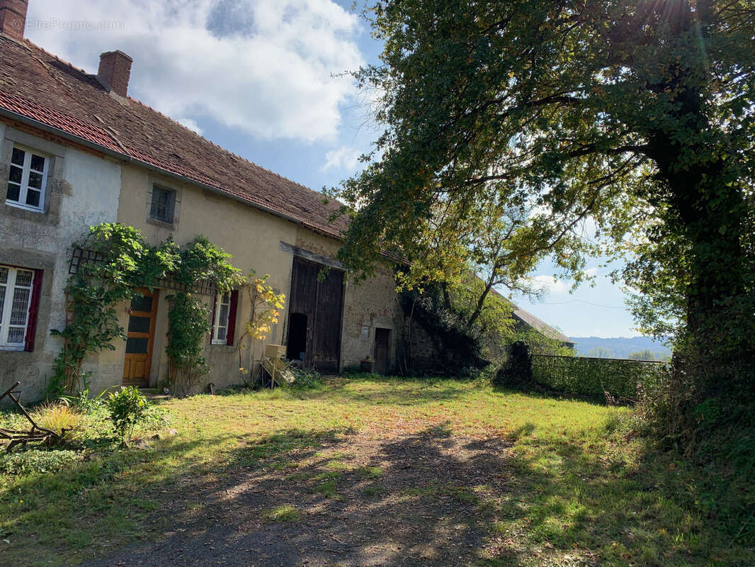 Maison à VIRLET