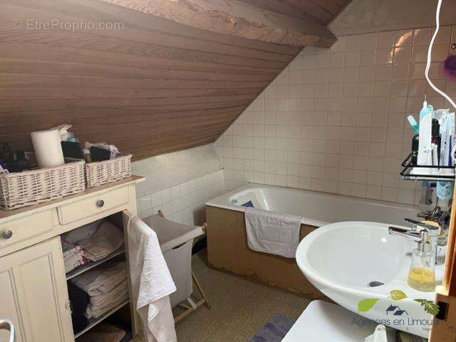 Maison 55 m² à Tarnac  - photo 10