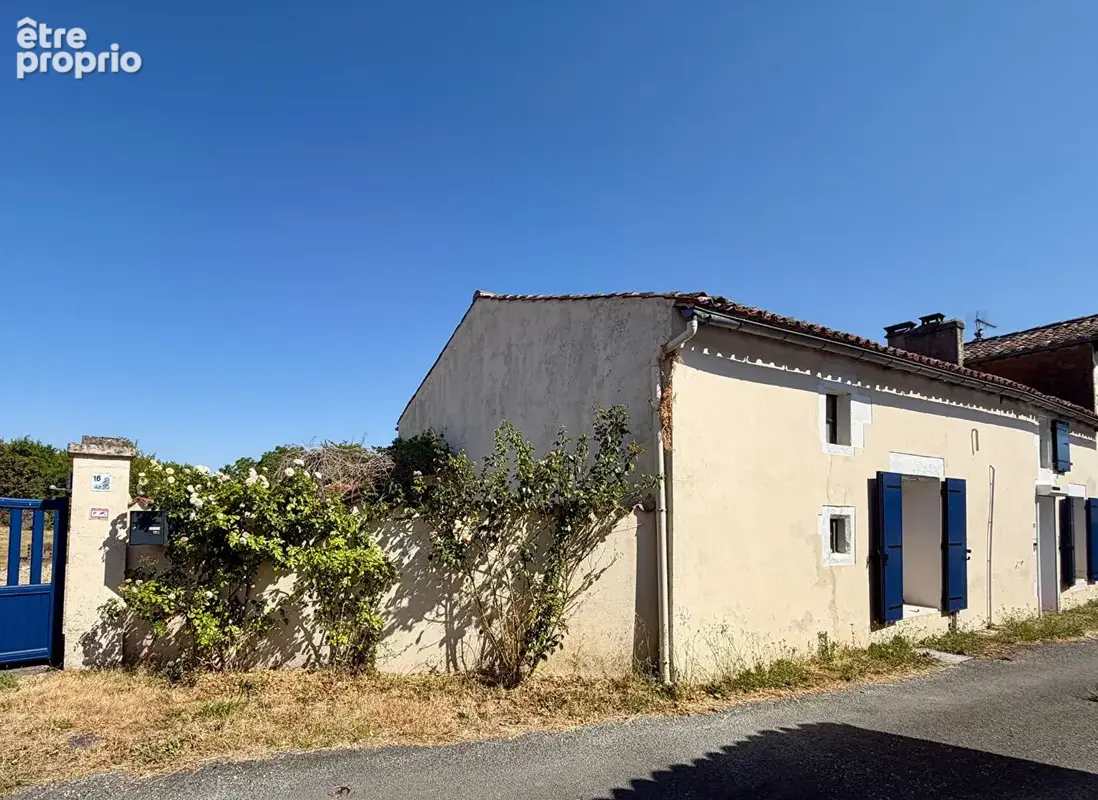 Maison ancienne dans un hameau moins de 2 minutes de Saint Denis du Pin avec commerces et école, 6km de Saint Jean d'Angély, gra - photo 16