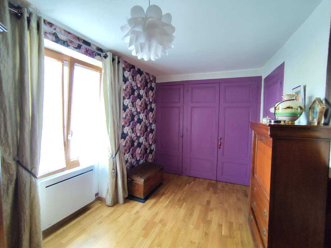 Maison à SAINT-MARTIN-LA-PLAINE