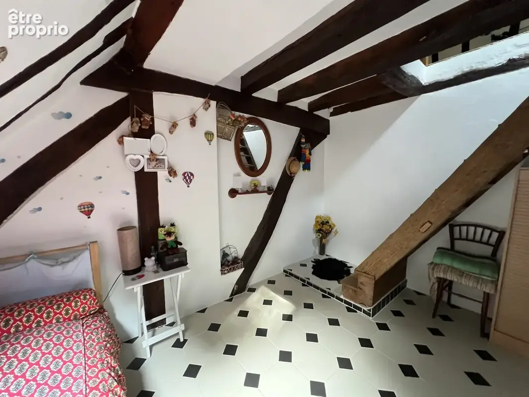 Propriété 9730 m2 : ancien moulin restauré avec garage, parc, sources, rivière - photo 8