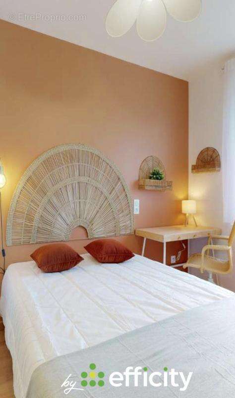 Appartement à MARSEILLE-4E