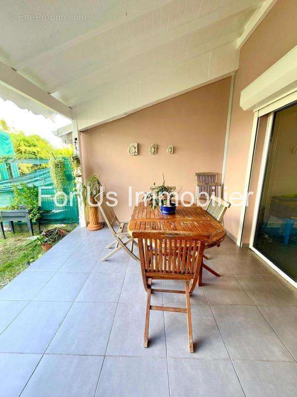 Maison à PETIT-BOURG