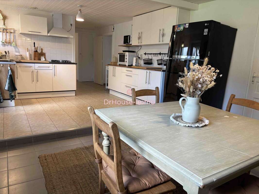 Maison à CHAILLE-LES-MARAIS