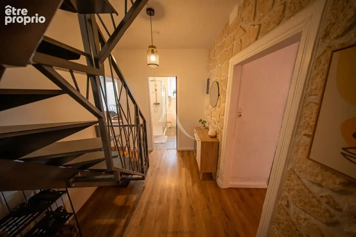 Maison de bourg 7 pièce(s) - 134 m2 - Beaulieu - photo 5