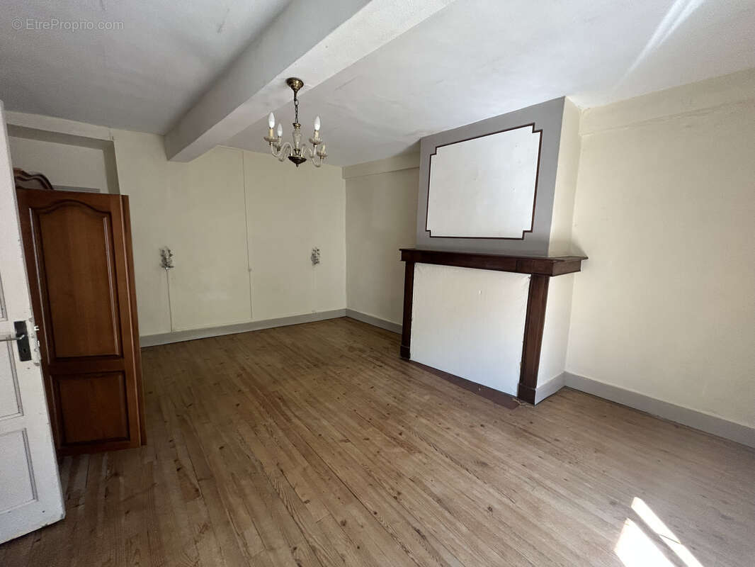 Appartement à CAMPAN