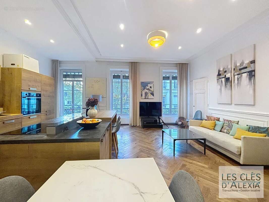 Appartement à LYON-6E