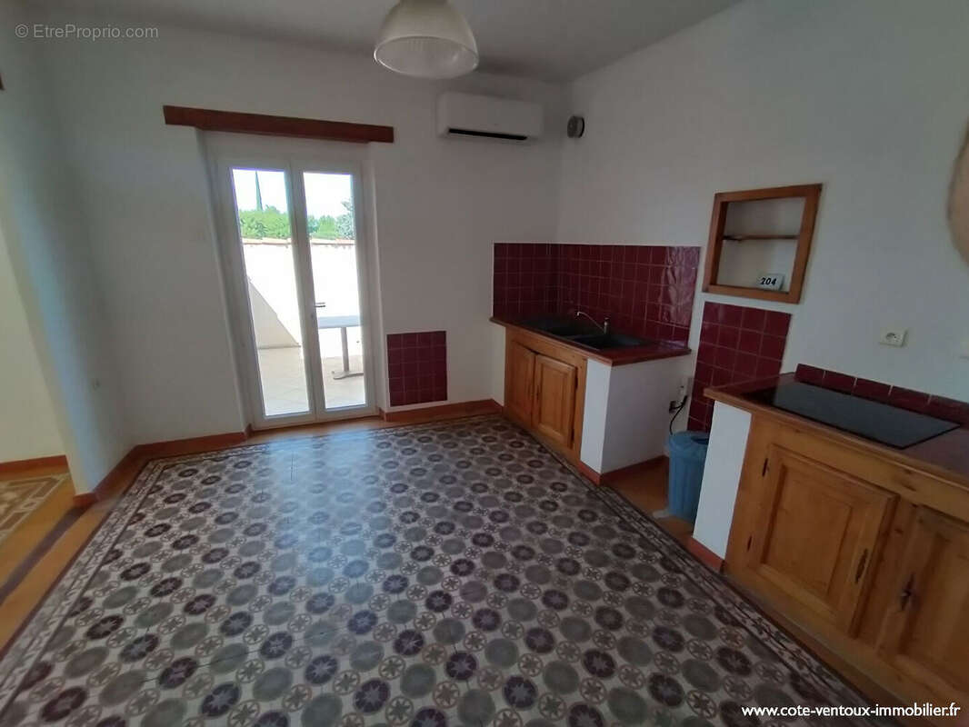 Très bel appartement 55 m² - Jardins privatifs , terrasse et stationnements - photo 5