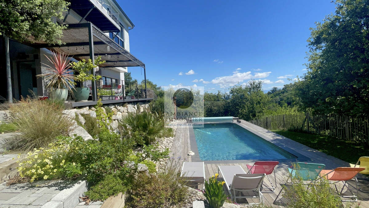 Maison à SAINT-PERAY