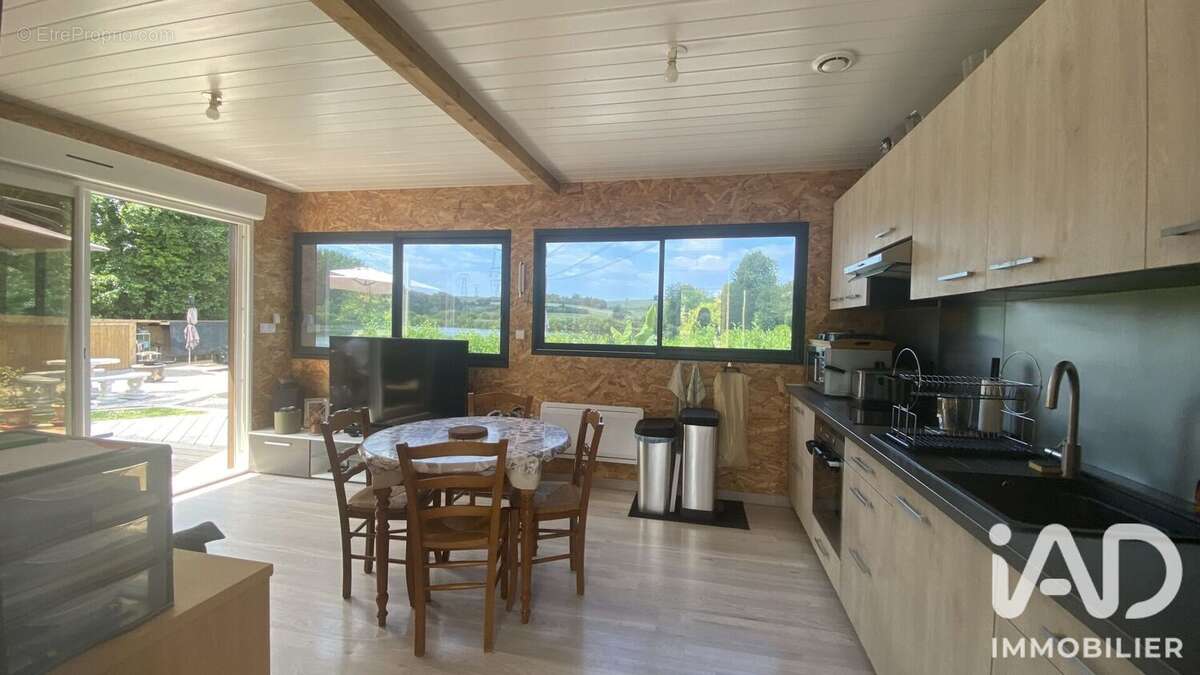 Maison 35 m² à Longpre-Les-Corps-Saints  - photo 5