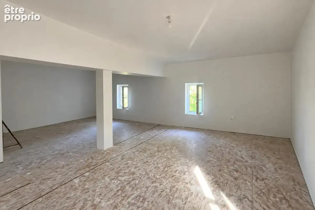 Maison de 6 pièces de 145 m² à Lugaignac - photo 8