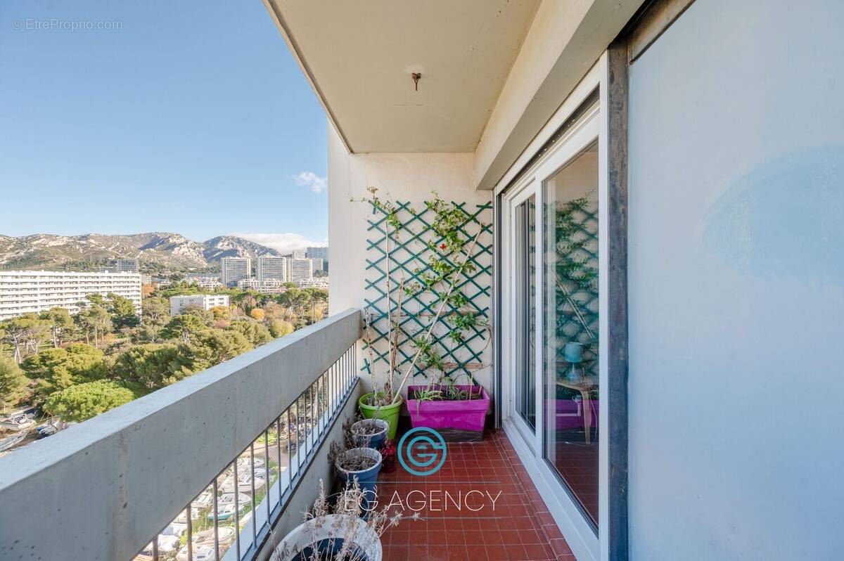 Appartement à MARSEILLE-9E