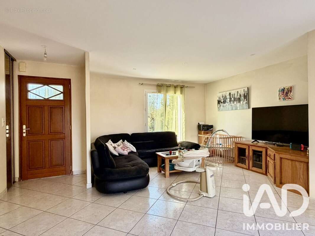 Photo 5