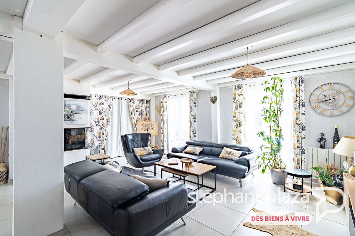 Maison à LE PLANTAY