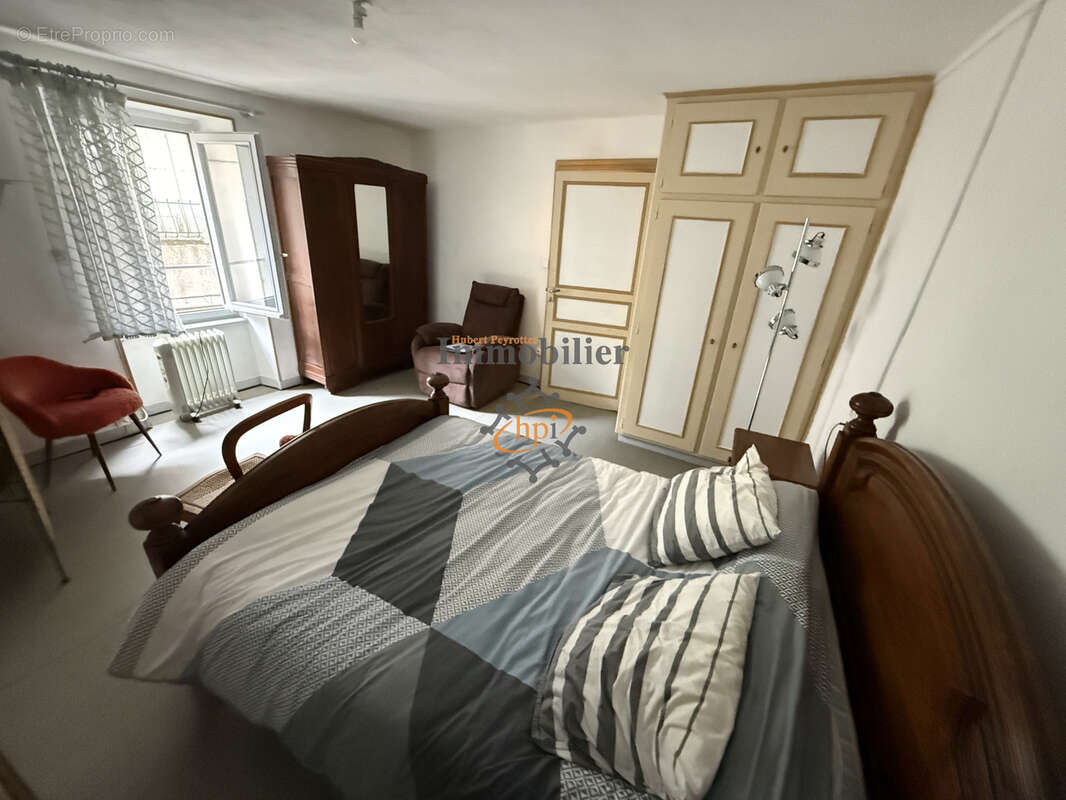 Vente maison de village Saint Félix de Sorgues - photo 6