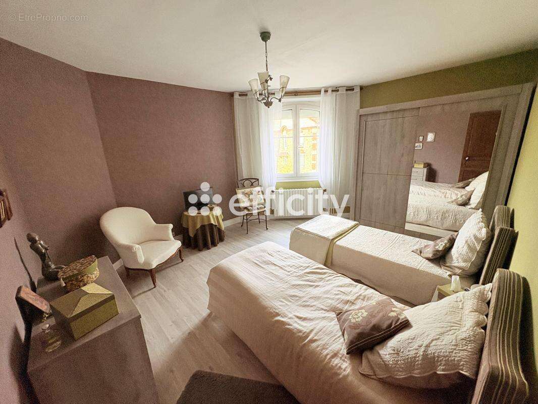 Maison à BEINE-NAUROY