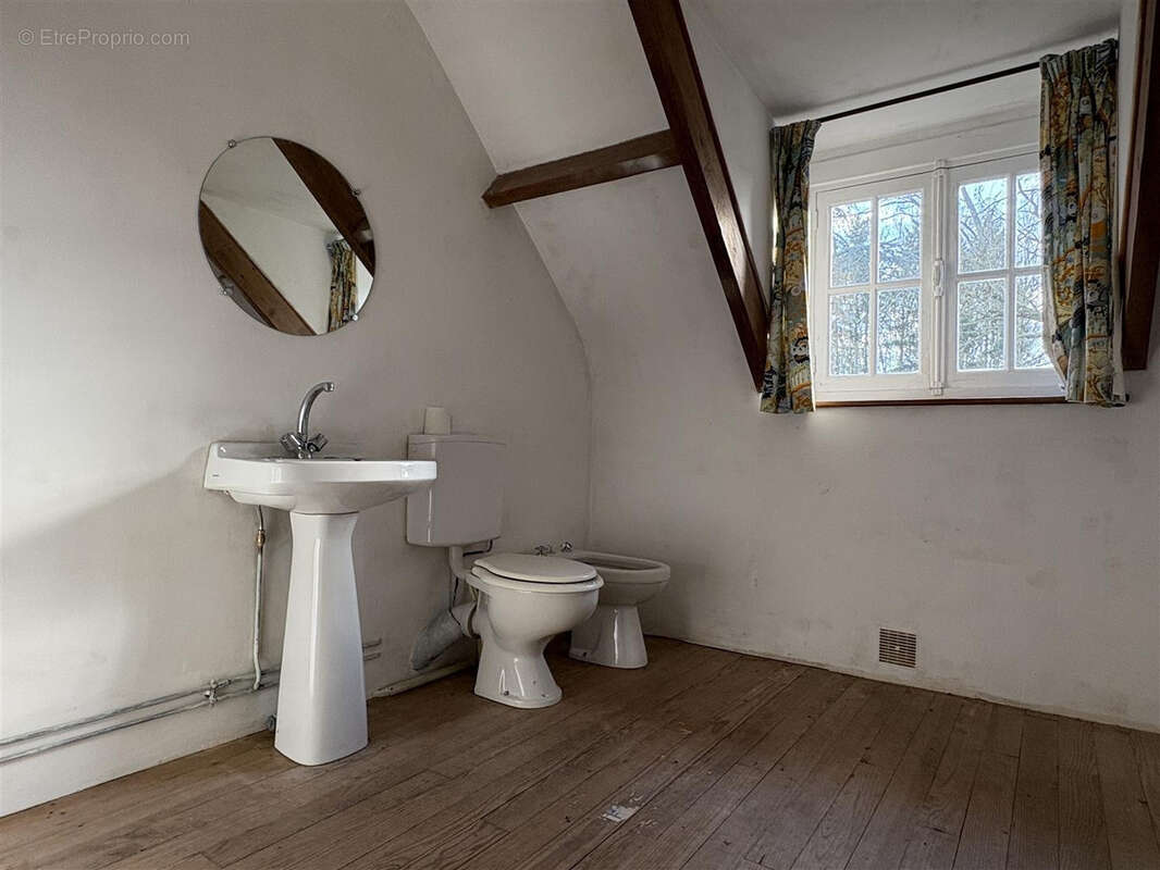 Maison à SAINT-GERMAIN-LE-VIEUX