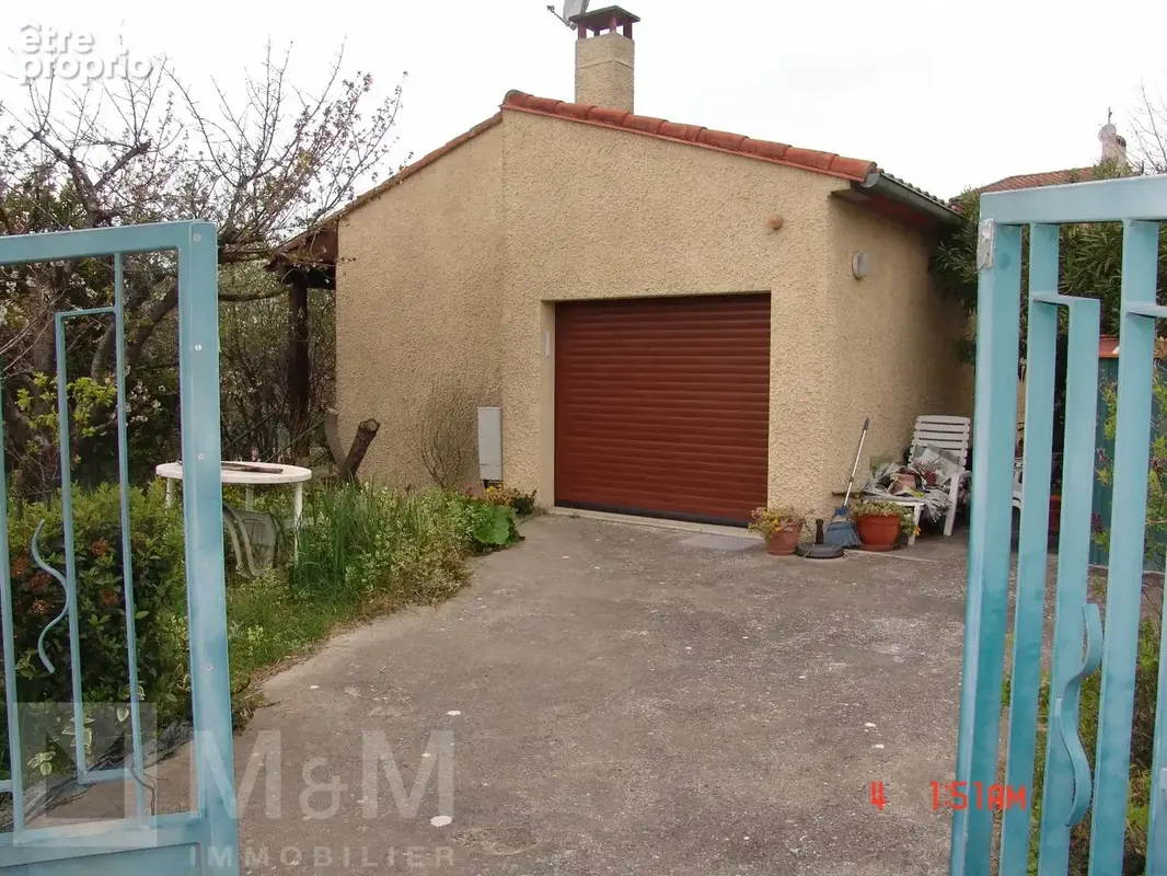 Maison avec garage et jardin - photo 1