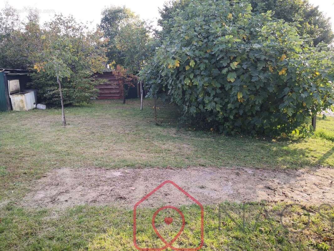 Terrain à MONTARGIS