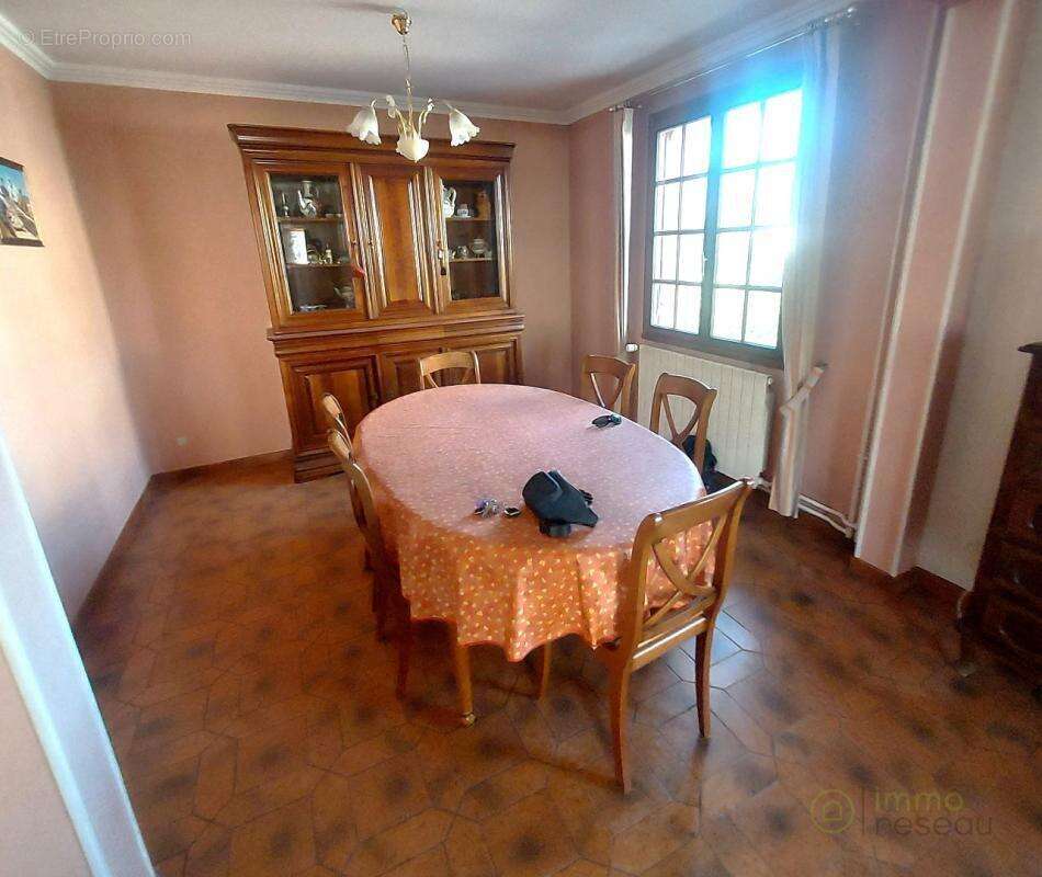 Maison 168 m² à Courdimanche  - photo 4