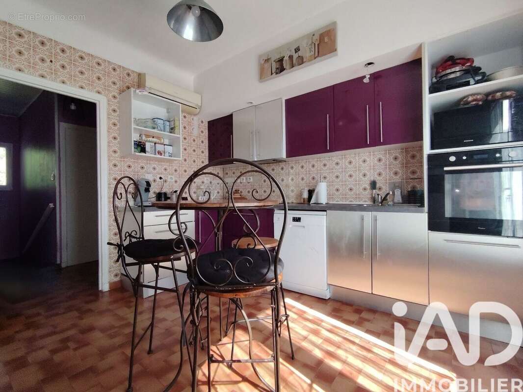 Maison 130 m² à Saint-Gilles  - photo 5