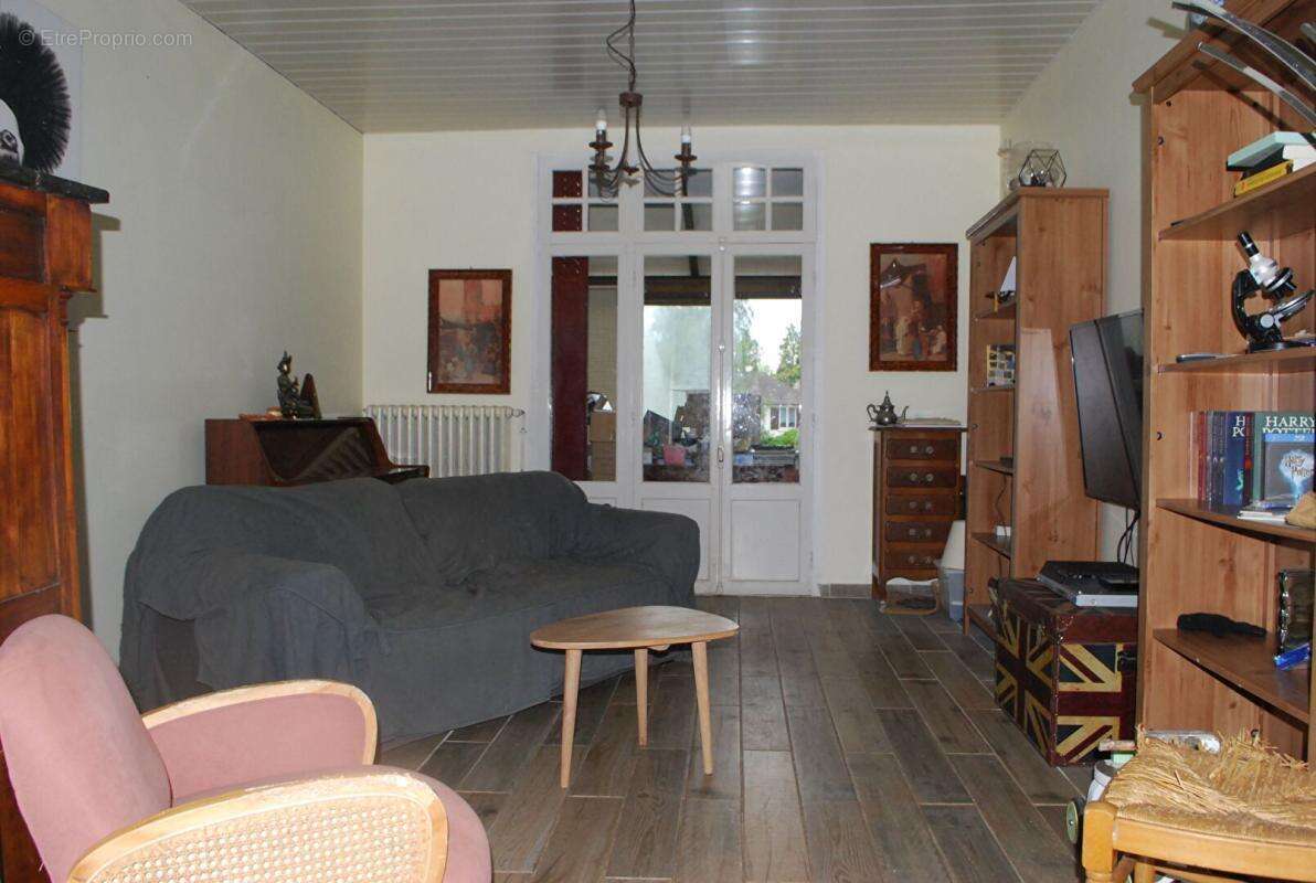 Maison à COSNE-COURS-SUR-LOIRE
