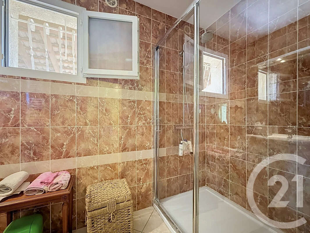 Maison 155 m² à Santa-Lucia-Di-Moriani  - photo 14