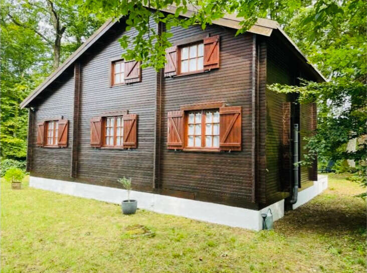 Maison à BAZOCHES-SUR-LE-BETZ