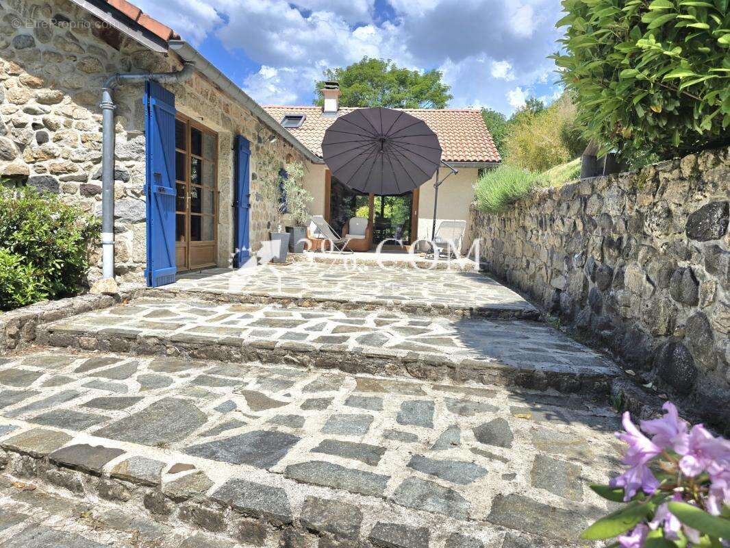 Mas en pierre de pays de 236 m2 avec piscine sur terrains de - photo 16