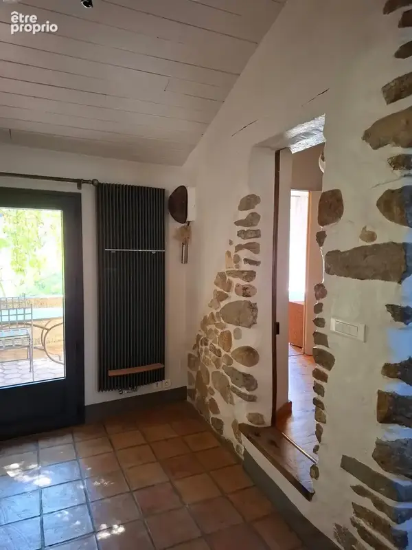 Volonne – propriété d’exception 3,5 ha – 3 habitations – piscine chauffée – vue montagnes - photo 4