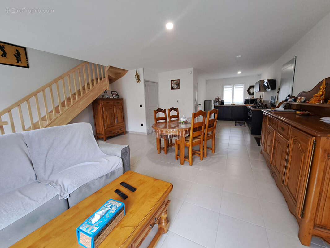 Maison à NEUILLY-EN-THELLE