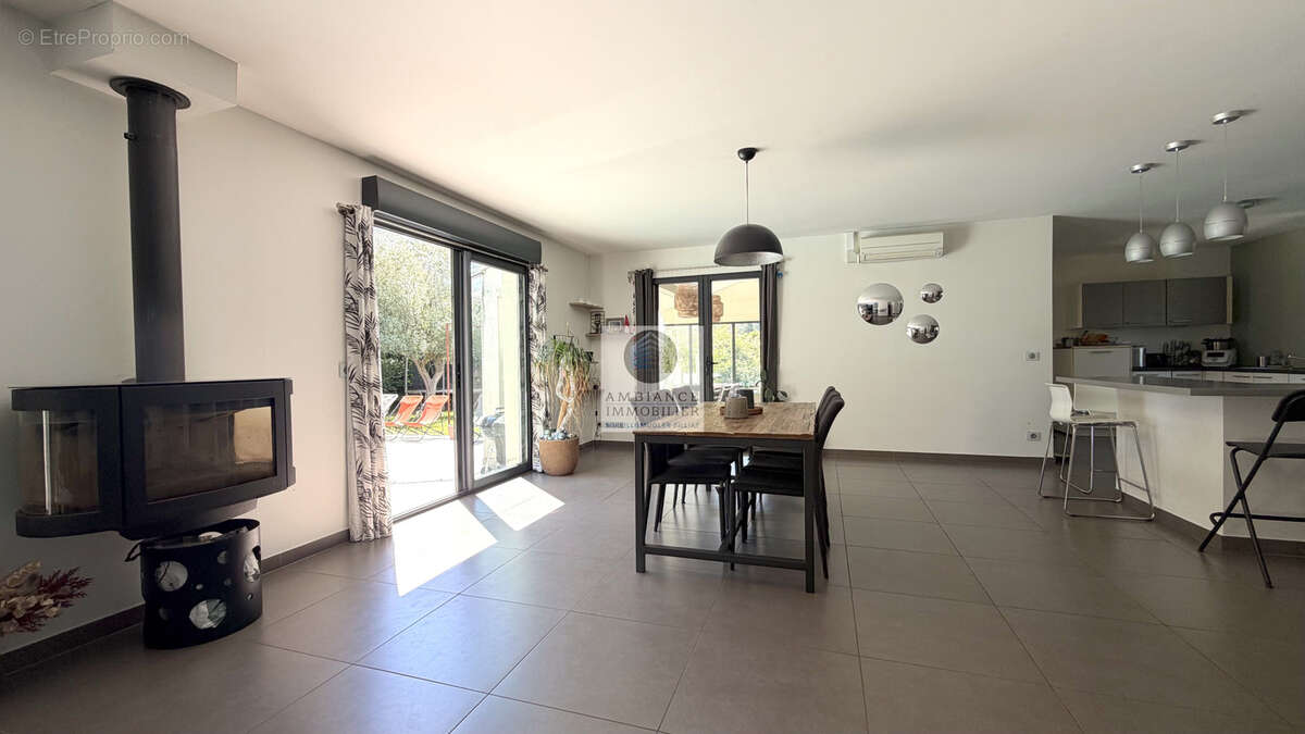 Maison à GUILHERAND-GRANGES