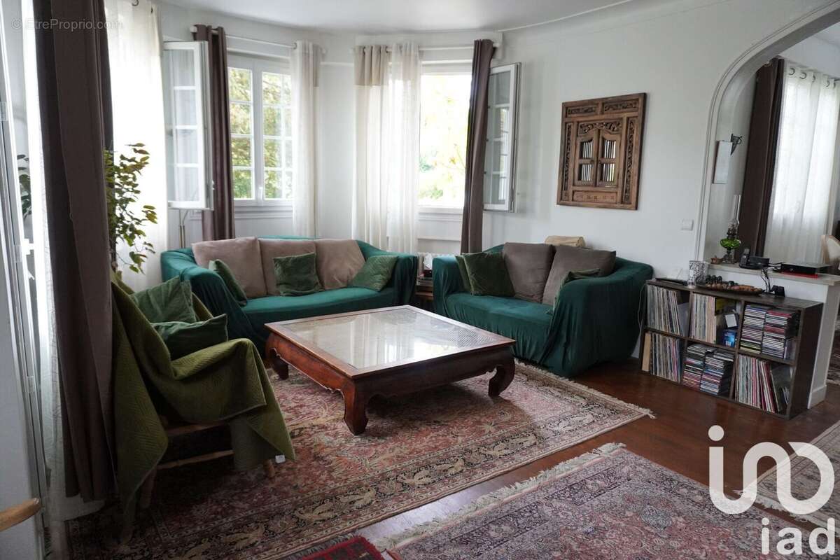 Photo 2 - Maison à LE PLESSIS-TREVISE