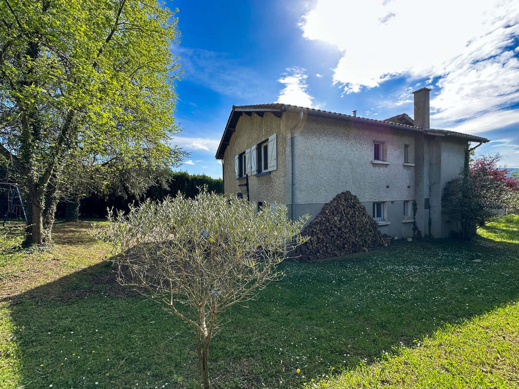 Maison à SAINT-CLAIR-DU-RHONE