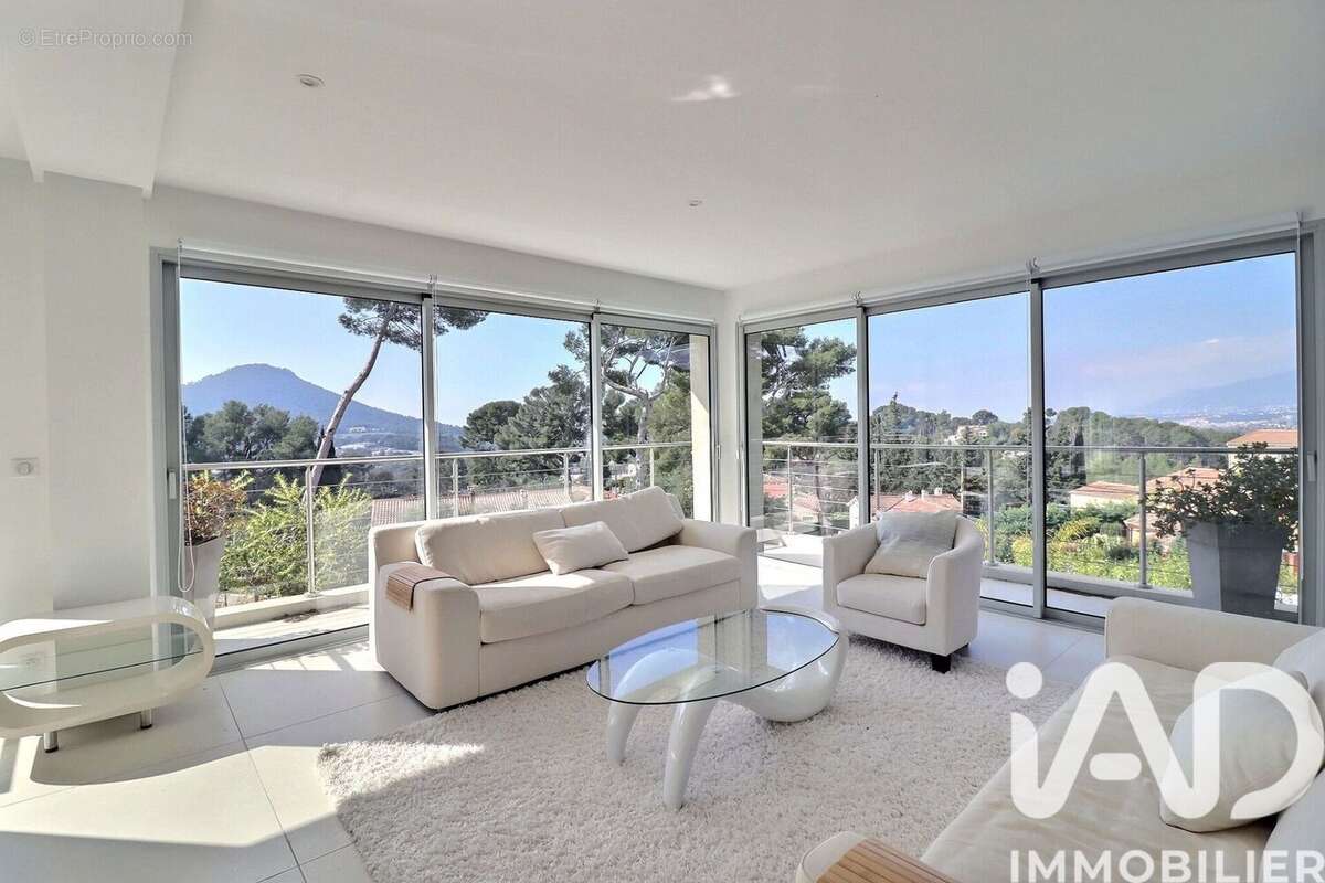 Photo 8 - Maison à CARQUEIRANNE