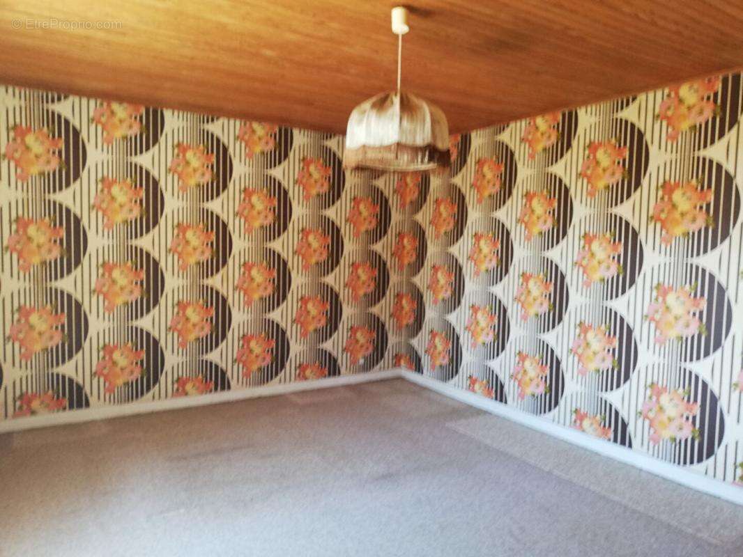 Maison à ANCHENONCOURT-ET-CHAZEL